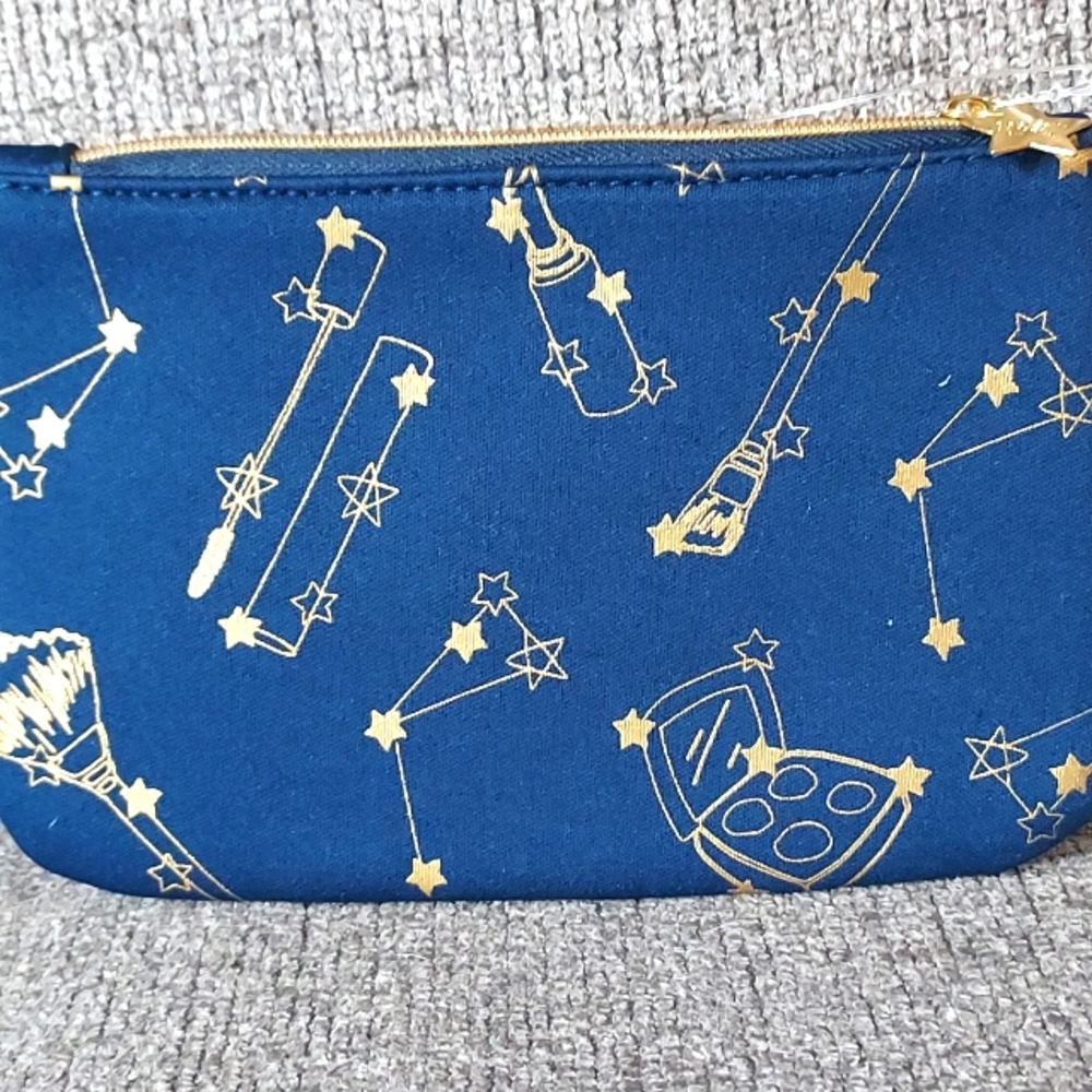 Ipsy makeup bag
